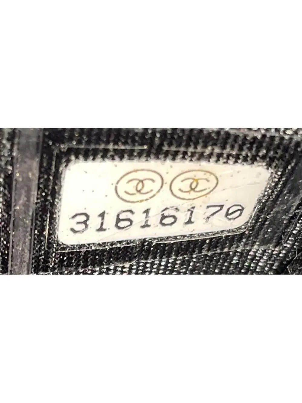 CHANEL elevate your